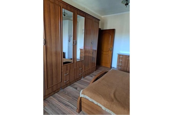 Tirane, jepet me qera apartament 2+1 Kati 5, 75 m² 450 € (Pazari i Ri - Hoxha Tahsim)