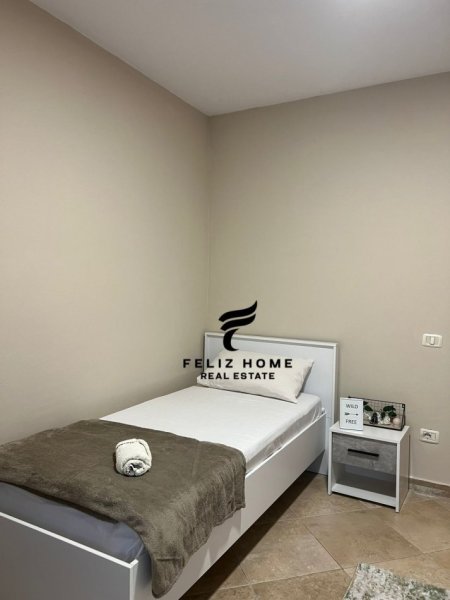 Tirane, jepet me qera apartament 2+1 Kati 5, 75 m² 650 € (LIQENI I THATE)