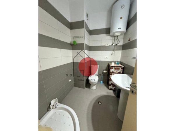 Tirane, shitet apartament 2+1 Kati 12, 125 m² 125.000 € (Malajziani)
