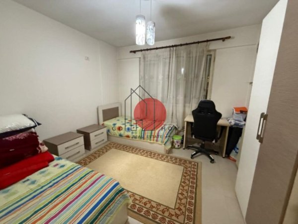 Tirane, shitet apartament 2+1 Kati 12, 125 m² 125.000 € (Malajziani)