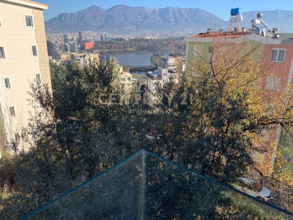 Tirane, shes apartament 2+1+2+VERANDE , 186 m² 250.000 € (Kopshti Botanik Zoologjik)