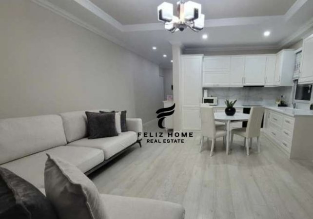 Tirane, jepet me qera apartament 1+1+Ballkon Kati 7, 65 m² 600 € (ASTIR)