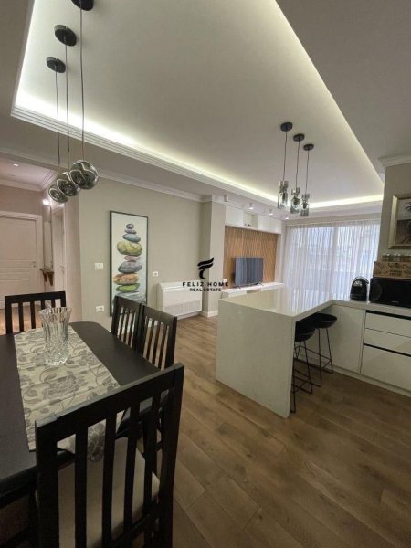 Tirane, jepet me qera apartament 2+1 Kati 2, 83 m² 750 € (PORCELANI)