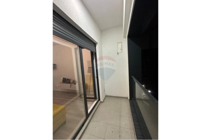 Tirane, jepet me qera apartament 1+1 Kati 7, 50 m² 550 € (21 Dhjetori,)