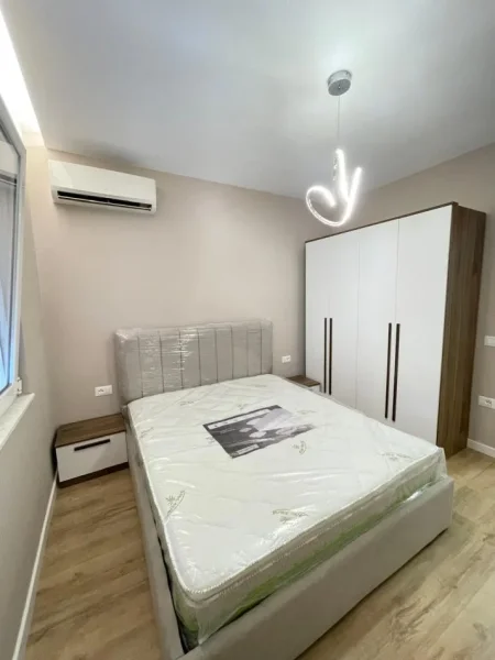 Tirane, shitet apartament 2+1 Kati 1, 62 m² (Medreseja)