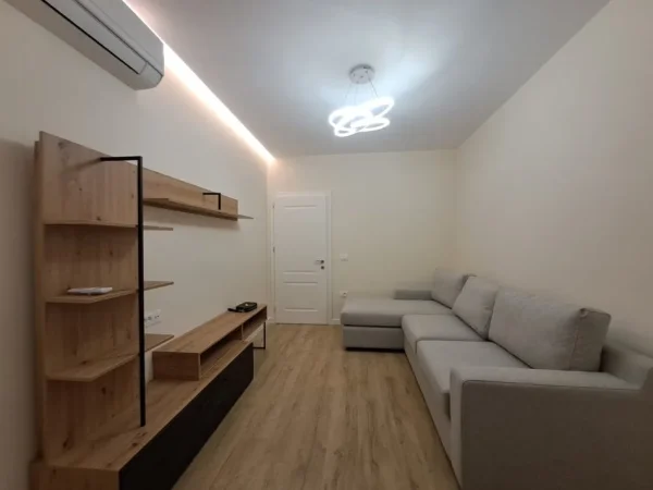 SHITET APARTAMENT 2+1 TEK MEDRESEJA I SAPOINVESTUAR