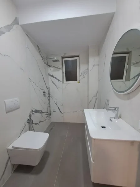 SHITET APARTAMENT 2+1 TEK MEDRESEJA I SAPOINVESTUAR