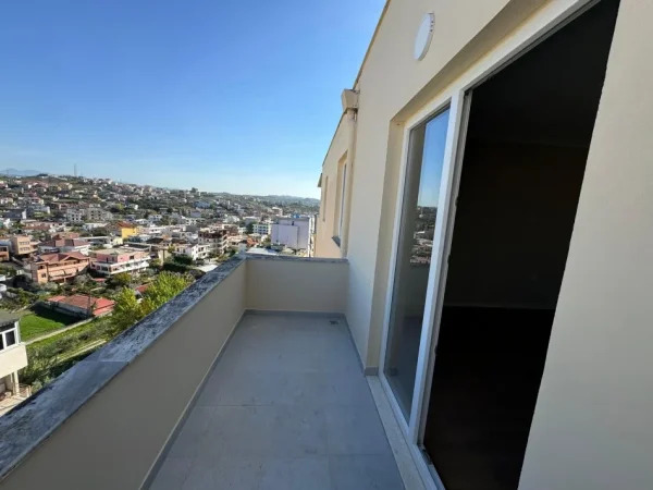 Durres, shitet apartament 1+1+Ballkon Kati 3, 79 m² 75.000 €