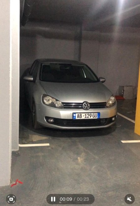 Jepet me qera mujore garazh Kati -1, 5,000 Lek ne Rrugen Qemal Stafa