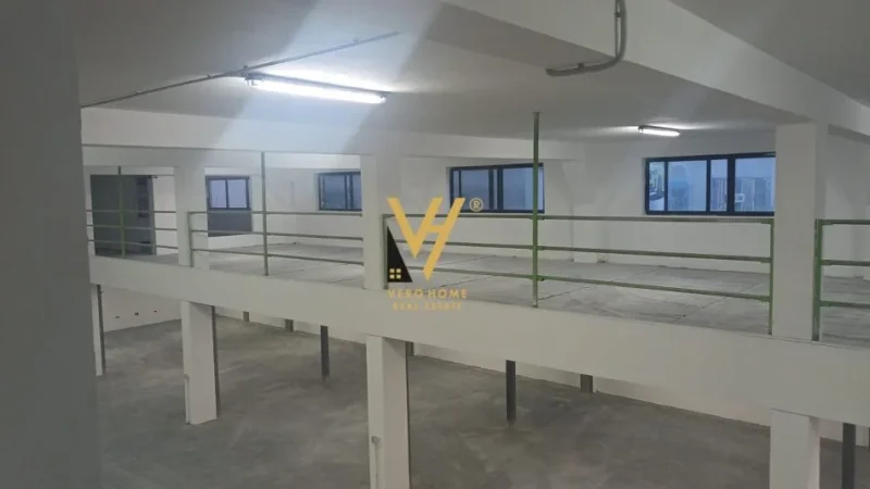 Tirane, jepet me qera magazine Kati 0, 1.500 m² 6.000 € (AKSIN TIRANE- DURRES)