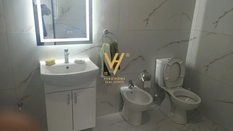 Tirane, jepet me qera magazine Kati 0, 1.500 m² 6.000 € (AKSIN TIRANE- DURRES)