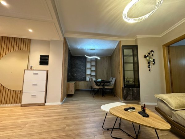 Tirane, shitet apartament 2+1 Kati 9, 112 m² 235.000 € (myslym shyr)