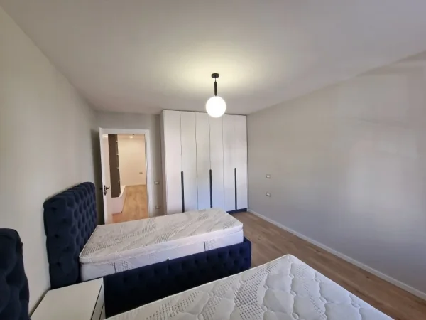 Durres, shitet apartament 2+1+Ballkon Kati 2, 104 m² 180.000 € (VOLLGA DURRES!)