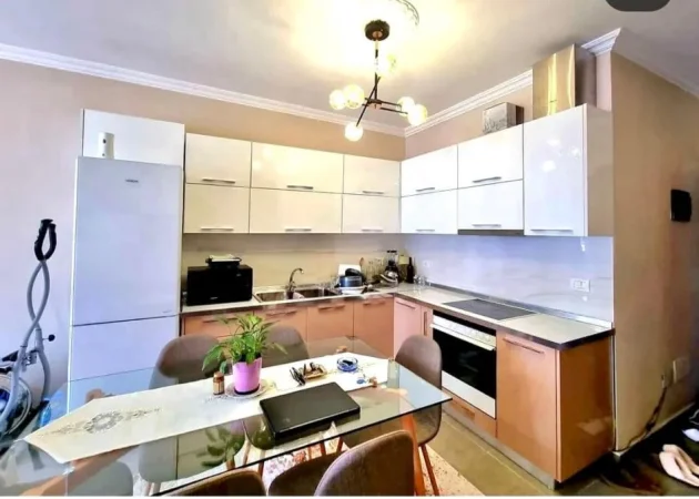 Tirane, shitet apartament 1+1 , 74 m² 145.000 € (Tregu Elektrik)