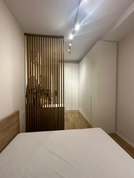 Tirane, jepet me qera apartament 1+1 Kati 5, 60 m² 600 €