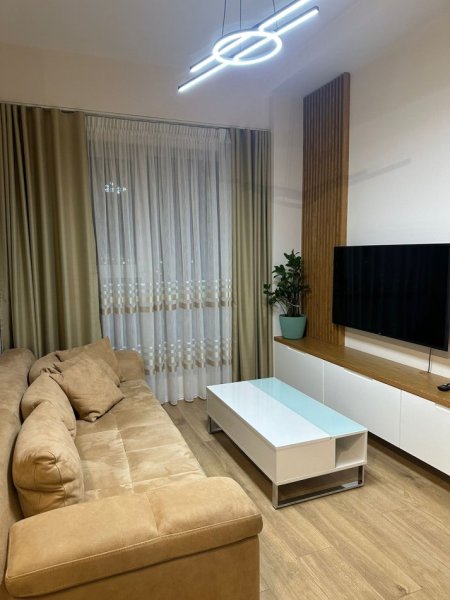 Tirane, jepet me qera apartament 1+1 Kati 5, 60 m² 600 €