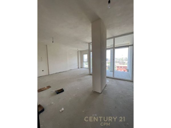 Tirane, shitet apartament 2+1 , 119 m² 170.000 € 