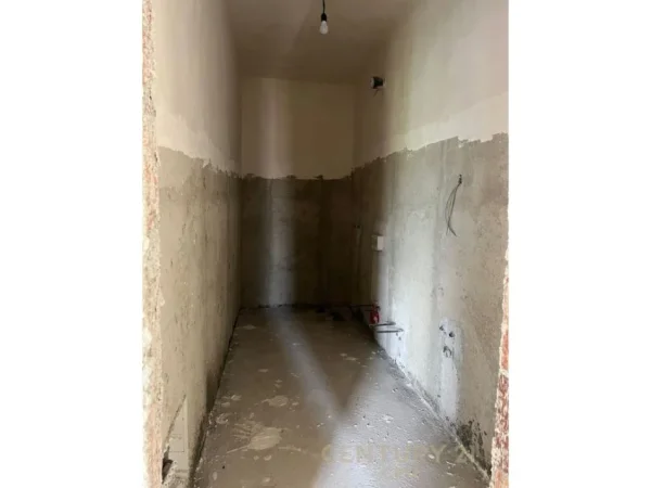 Tirane, shitet apartament 2+1 , 119 m² 170.000 € 