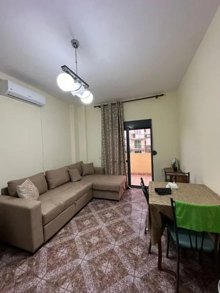 Durres, shitet apartament 1+1+Ballkon Kati 2, 54 m² 50.000 € (Golem)