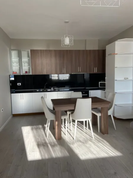 Vlore, shitet apartament 2+1 Kati 10, 78 m² 160.000 € (Lungomare)  RV46675
