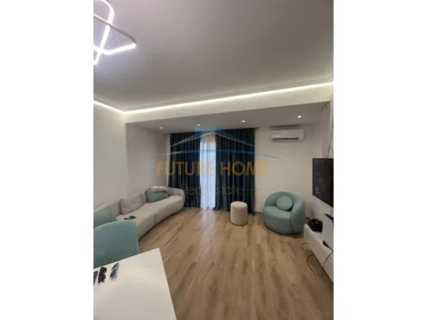 Tirane, shitet apartament 1+1+Ballkon Kati 11, 59 m² 150.000 € (Farmacia 10)