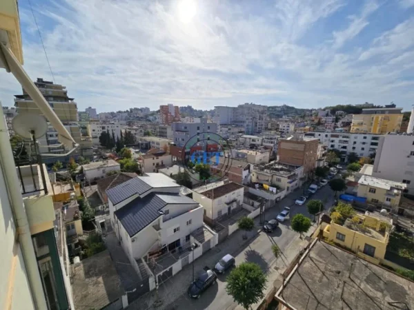 Durres, shitet apartament 2+1+Ballkon , 92 m² 118.000 € (Prane Kopeshtit "Sotir Noka" Lagja 6, Durres!)