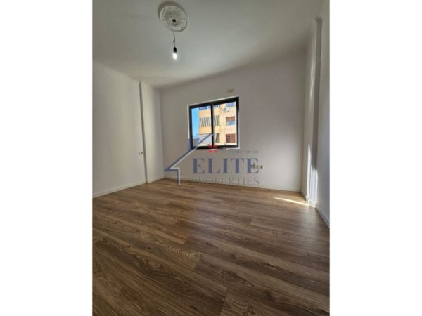 Tirane, shitet apartament 1+1+Ballkon Kati 2, 61 m² 132.000 € (Ish Nisharaku)