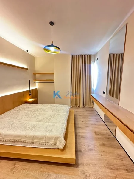 Tirane, jap me qera apartament 1+1+Ballkon Kati 6, 75 m² 500 € (Yzberish)