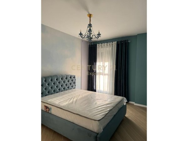Tirane, jepet me qera apartament 1+1 Kati 7, 80 m² 700 € (don bosko)
