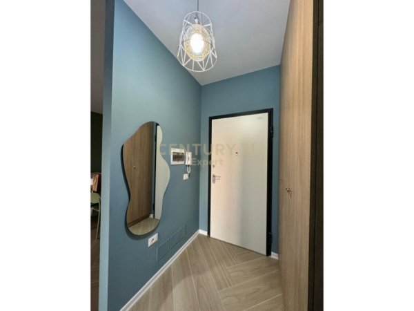 Tirane, jepet me qera apartament 1+1 Kati 7, 80 m² 700 € (don bosko)