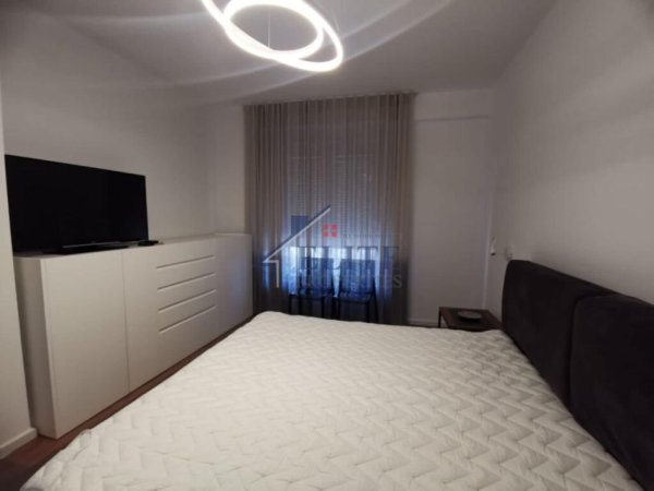 Tirane, shitet apartament 1+1+Ballkon Kati 5, 75 m² 166.000 € (Kompleksi Magnet)