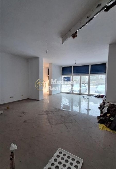 Durres, shitet ambjent biznesi Kati 0, 80 m² 120.000 € (Shkembi i Kavajes)