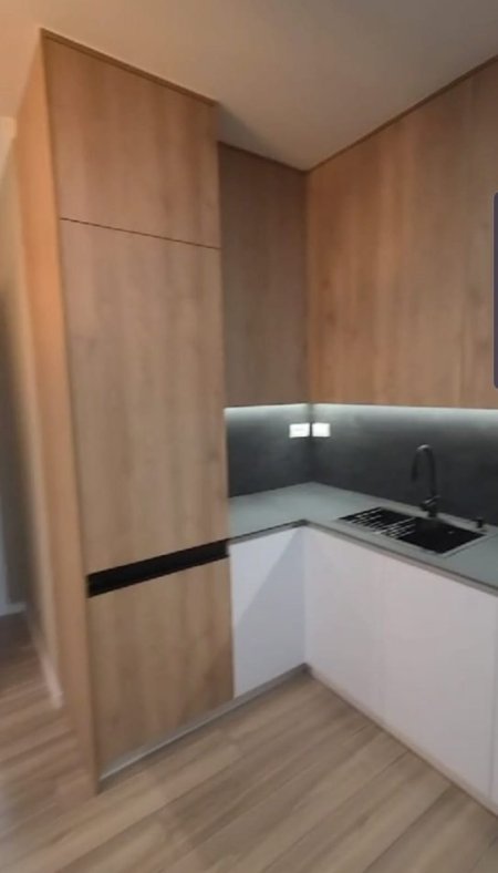 Tirane, jepet me qera apartament 2+1 Kati 10, 127 m² 1.500 € (Liqeni i Tiranes)