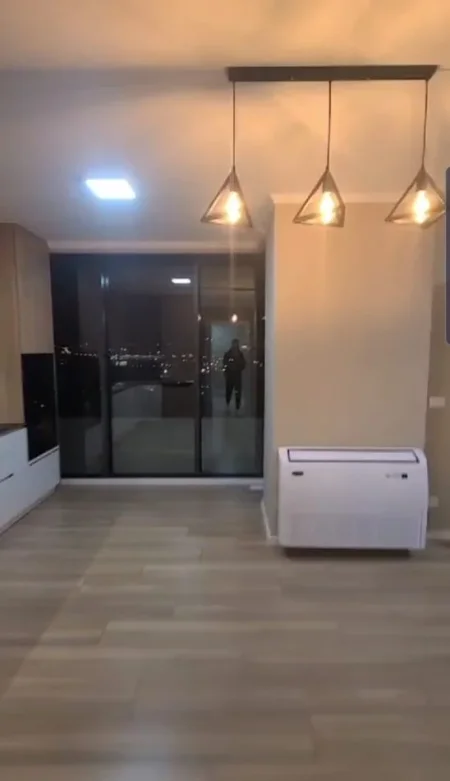Tirane, jepet me qera apartament 2+1 Kati 10, 127 m² 1.500 € (Liqeni i Tiranes)
