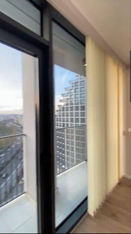 Tirane, jepet me qera apartament 1+1 , 750 € (Liqeni i Tiranes)