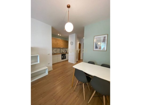 Tirane, shes apartament 1+1+VERANDE , 62 m² 135.000 € (Kodra e Diellit)