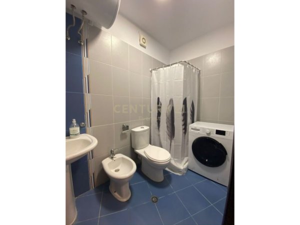 Tirane, shes apartament 1+1+VERANDE , 62 m² 135.000 € (Kodra e Diellit)