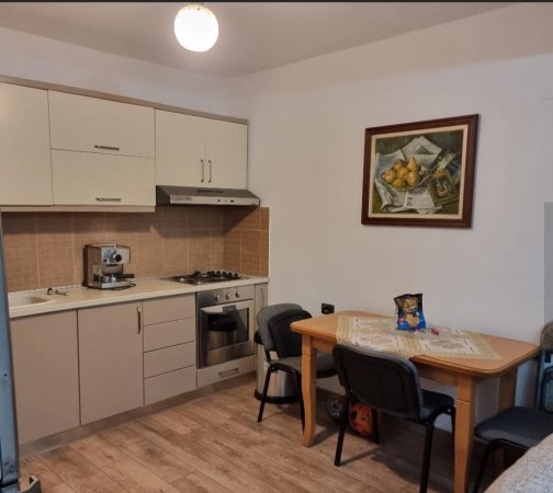 Tirane, jepet me qera Vile 2+1 Kati 1, 90 m² 450 € (Vabgjel Capo)