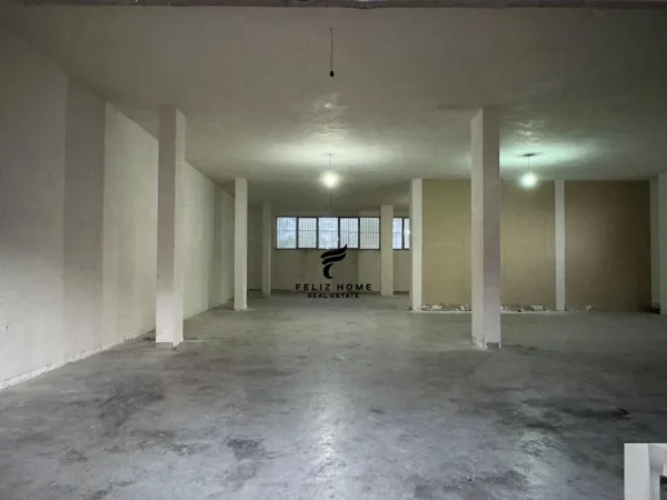 Tirane, shitet ambjent biznesi Kati 0, 347 m² 380.000 € (KASHAR)