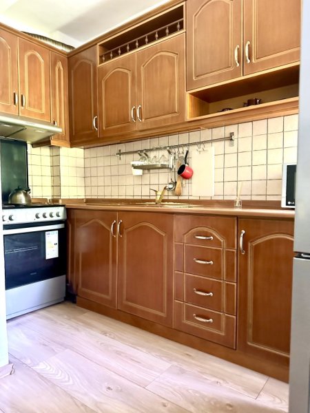 Tirane, jepet me qera apartament 1+1+Ballkon Kati 5, 60 m² 550 € (ne Rrugen Mine Peza , te gazheli)