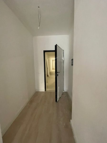 Tirane, shitet 2+1+Aneks+Ballkon Kati 4, 106 m² 240.600 € (Rruga Hoxha Tahsim)