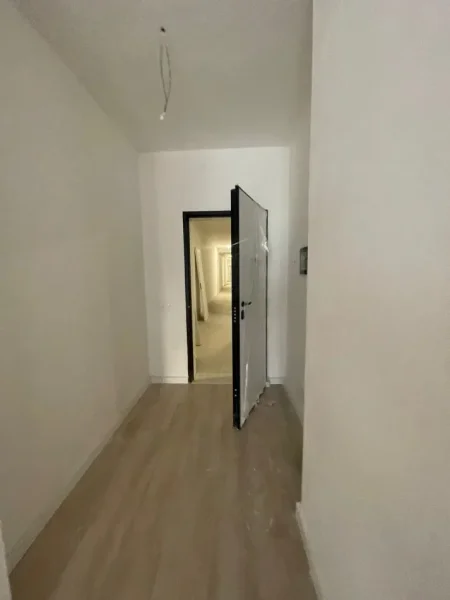 Tirane, shitet 2+1+Aneks+Ballkon Kati 4, 106 m² 240.600 € (Rruga Hoxha Tahsim)