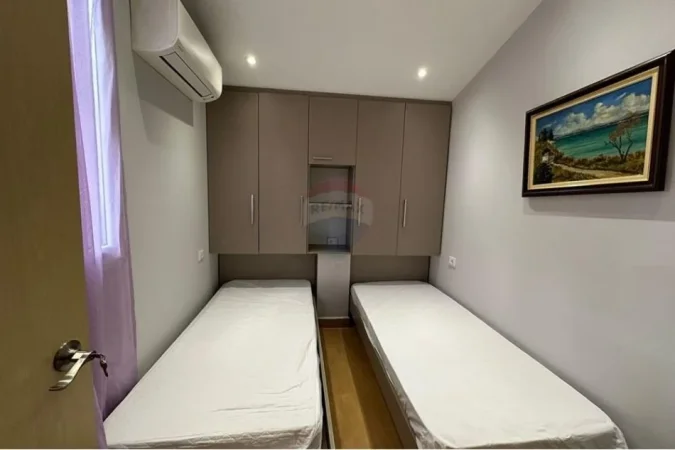 Tirane, jepet me qera 2+1 Kati 3, 85 m² 600 € (Myslym Shyri, Shqipëri)