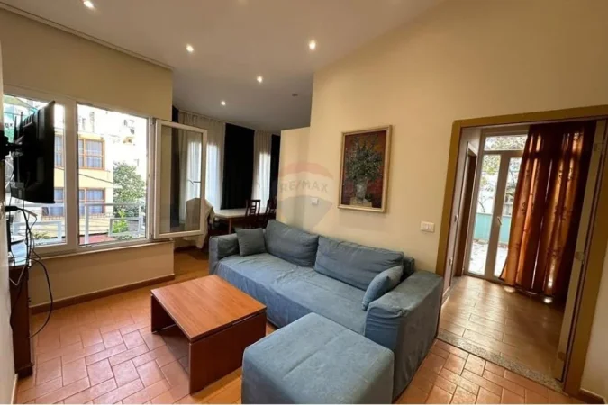 Tirane, jepet me qera 2+1 Kati 3, 85 m² 600 € (Myslym Shyri, Shqipëri)