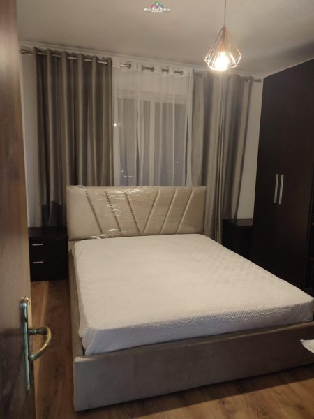 Tirane, jepet me qera apartament Kati 6, 70 m² 650 € (KOMUNA E PARISIT)