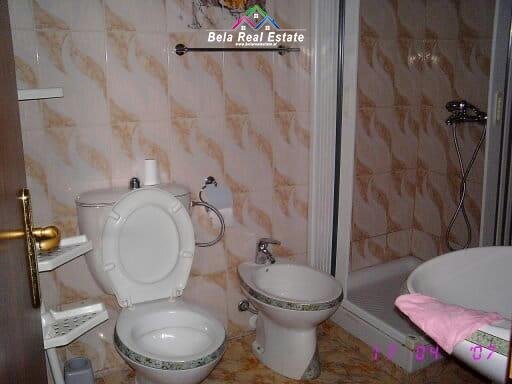 Tirane, jepet me qera apartament Kati 6, 70 m² 650 € (KOMUNA E PARISIT)