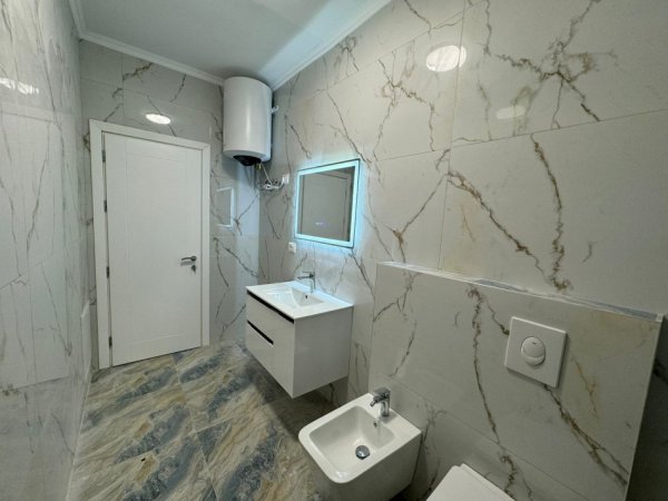 Tirane, shitet apartament 1+1 Kati 4, 63 m² 119.000 € (Kopshtit Zoologjik – Rast i Shkëlqyer Investimi (VR111))