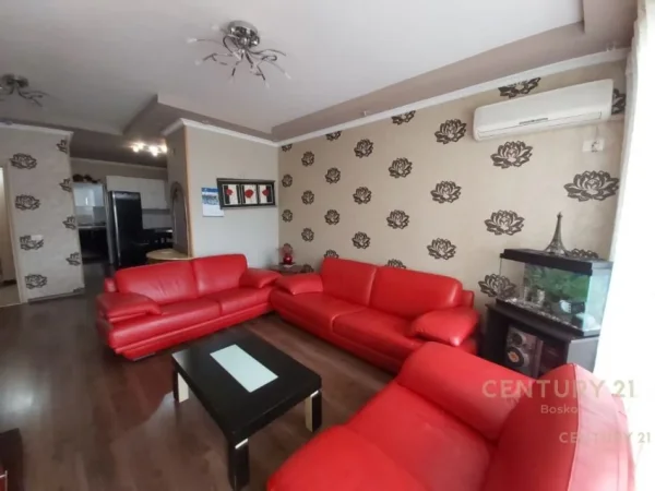 Tirane, jepet me qera apartament 2+1+Aneks+Ballkon Kati 4, 103 m² 600 € (DON BOSKO)