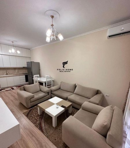 Tirane, jepet me qera apartament 2+1 Kati 6, 74 m² 500 € (RRUGA 5 MAJI)