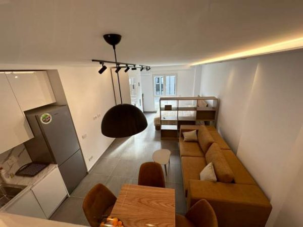 Tirane, jepet me qera garsonier 1+1 Kati 2, 50 m² 400 Euro (rruga Ndre Mjeda)